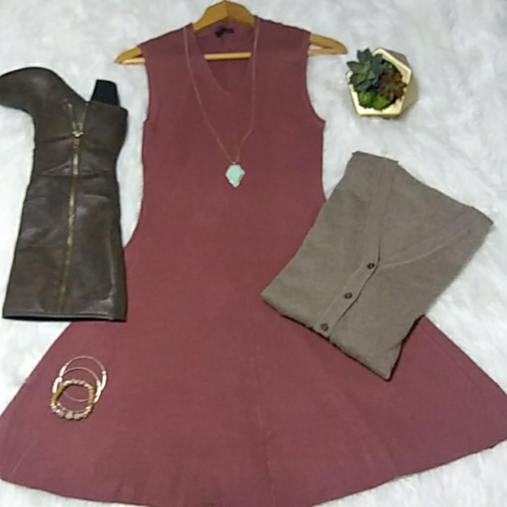 ❌TRADED❌The Limited Mauve Pink Sweater Dress - Picture 2 of 8